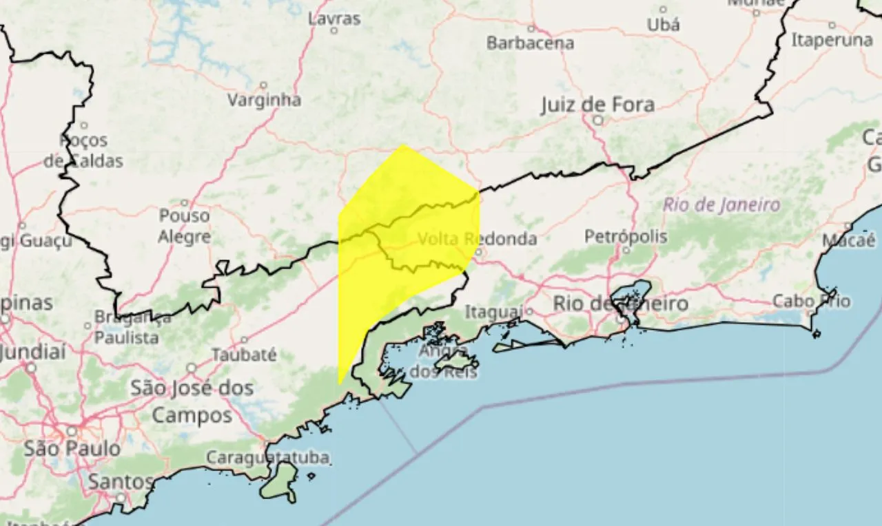 A imagem mostra as regiões que estão em alerta amarelo para chuva intensa